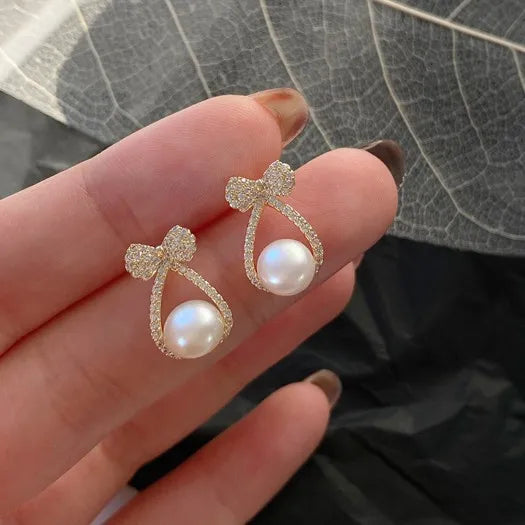 Micro Zircon Bow Pearl Earrings Gold Plated Bow Shaped Shell Pearl Stud Earrings for Women