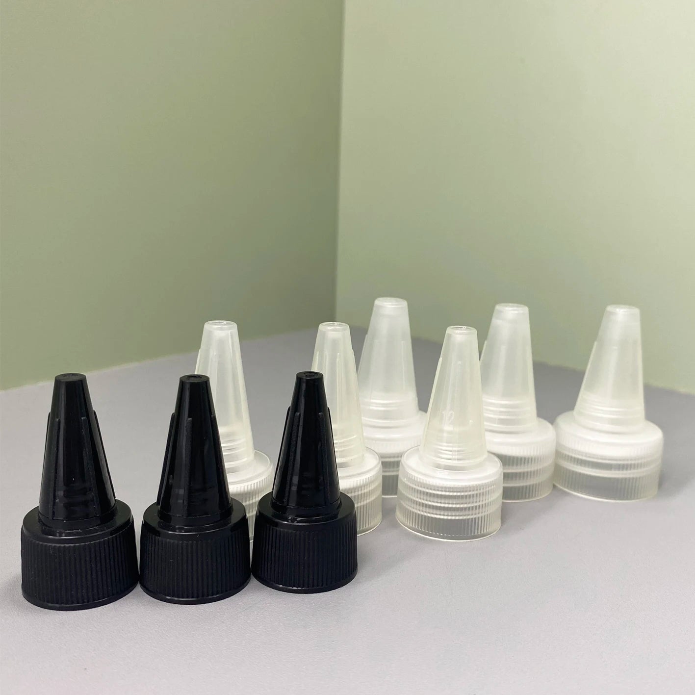 20mm 24mm 28mm Long Tip Nozzle Dropper Cap 20/410 24/410 28/410 Plastic Twist Top Cap for Glue Bottle and Oil Bottles