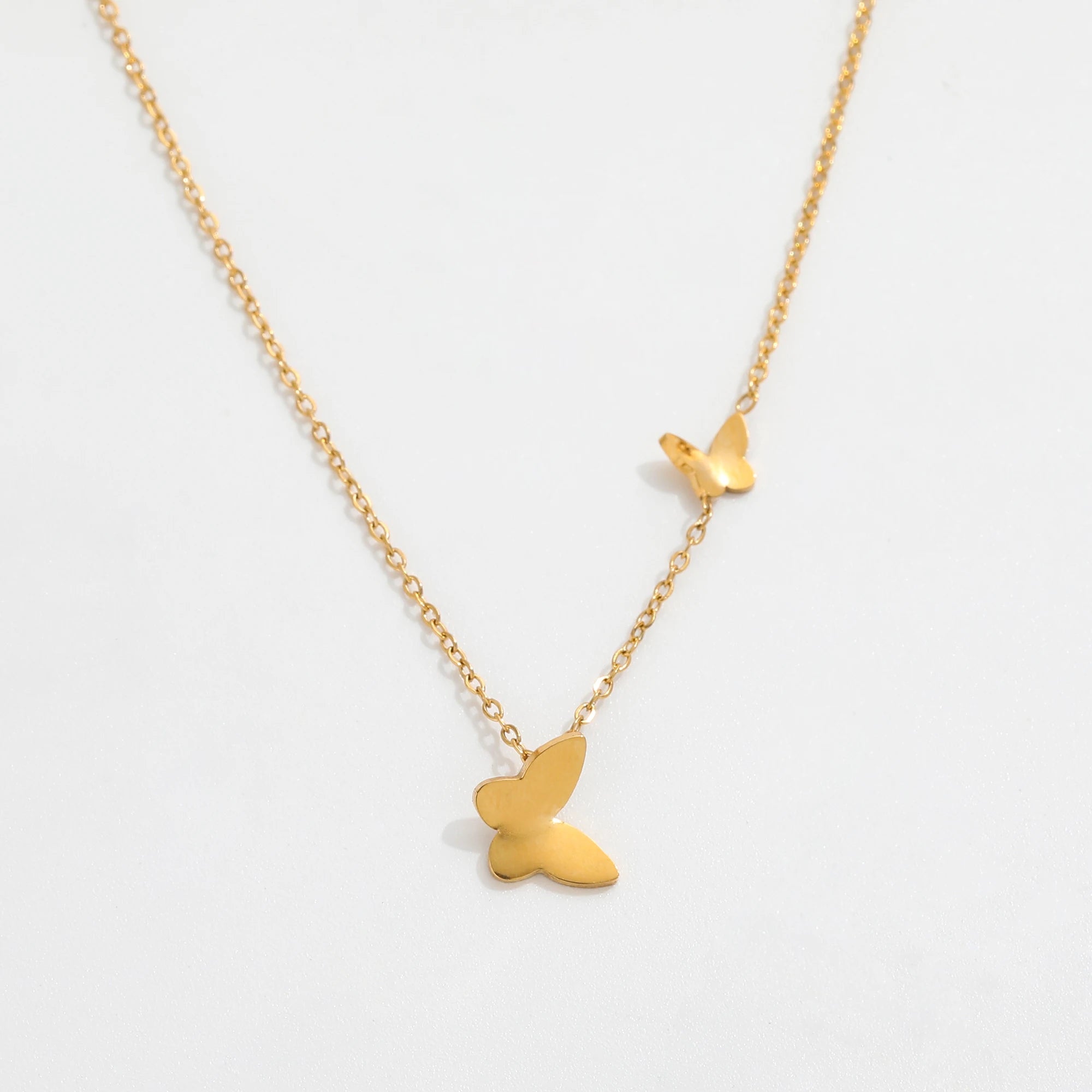 Fenny Wholesale 18K PVD Plated Ready to Ship Dainty Cute Vivid Butterfly Pendant Stainless Steel Necklace for Women