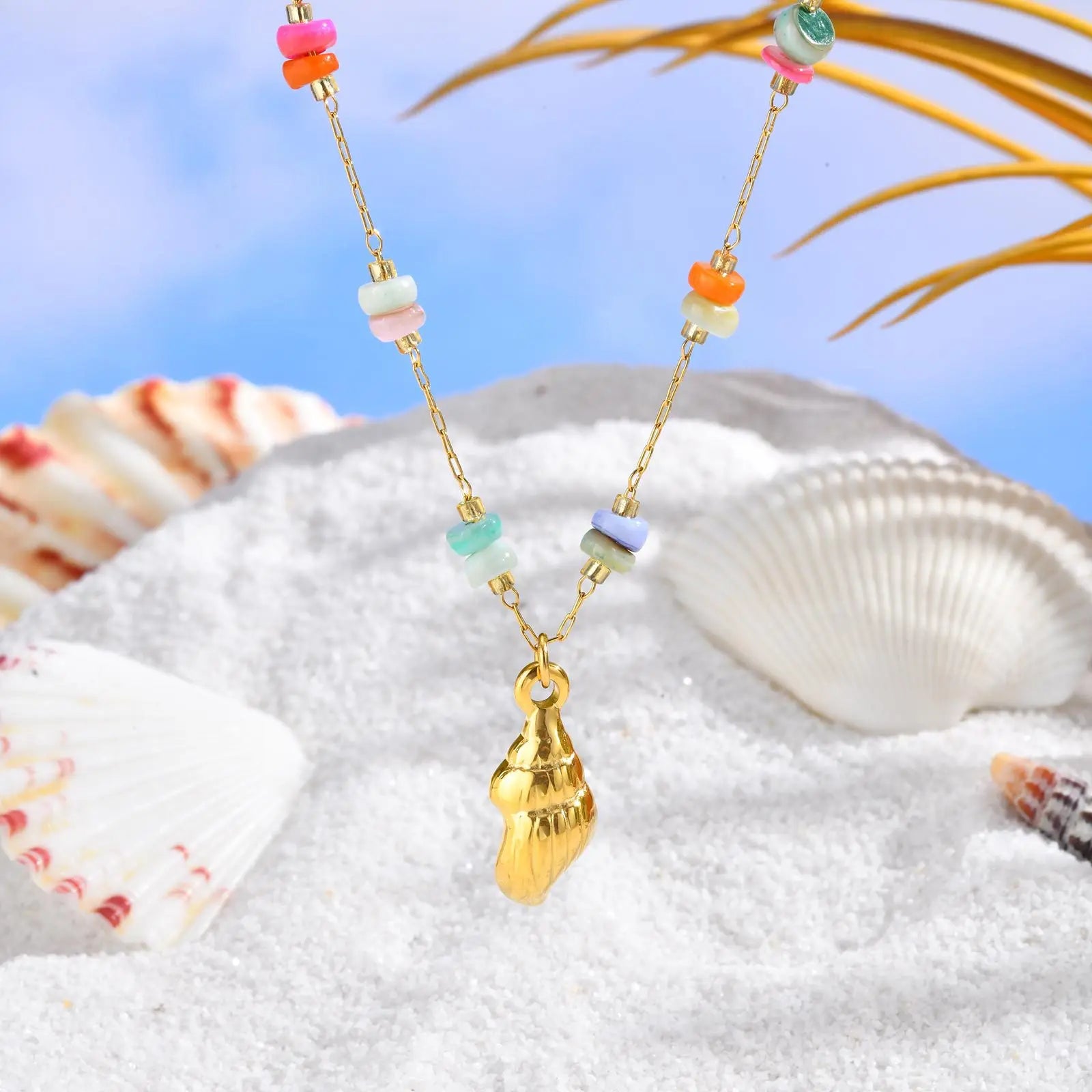 Trendy Ocean Style 18k Gold Plated Stainless Steel Colorful Stone Bead Conch Pendant Necklace for Summer