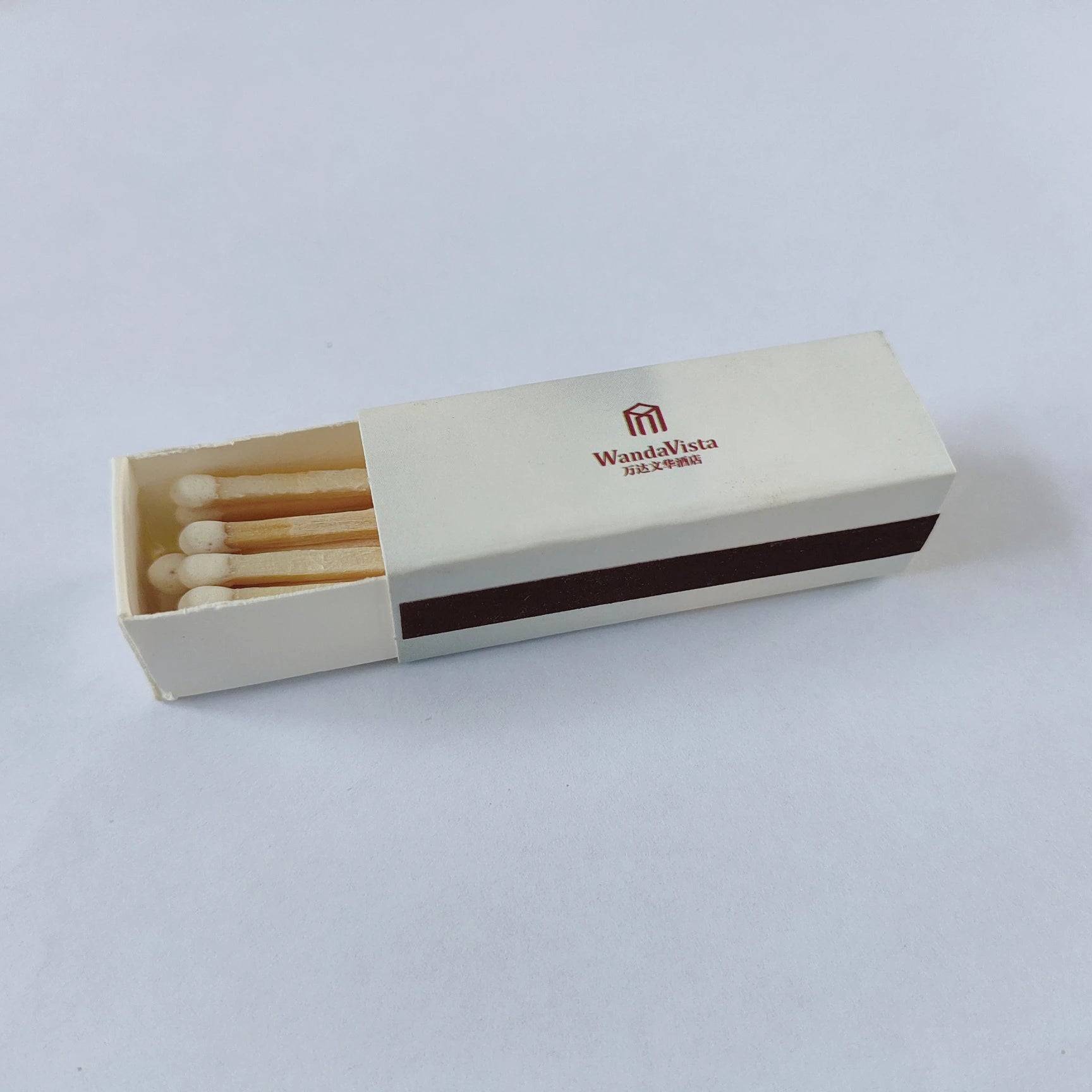 Custom Eco-Friendly Safety Match Boxes with Modern Design and Logo Printing for Hotels Parties Lighting-Wholesale