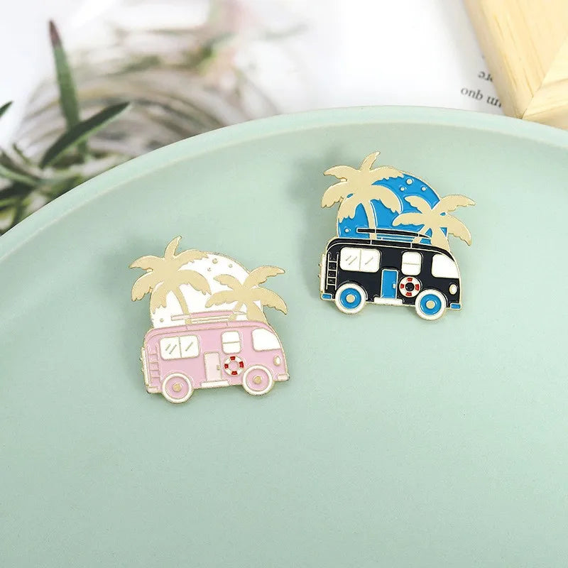 13 Style Popular Wholesale Car Tour Dyed Black Metal Crafts Custom Soft Hard Enamel Pins Lapel Pins