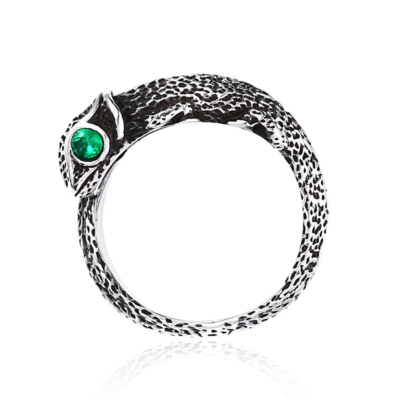 SS8-700R Steel Soldier Animal Lizard Green Stone Eyes Men and Women Ring Stainless Steel Fashing Jewelry