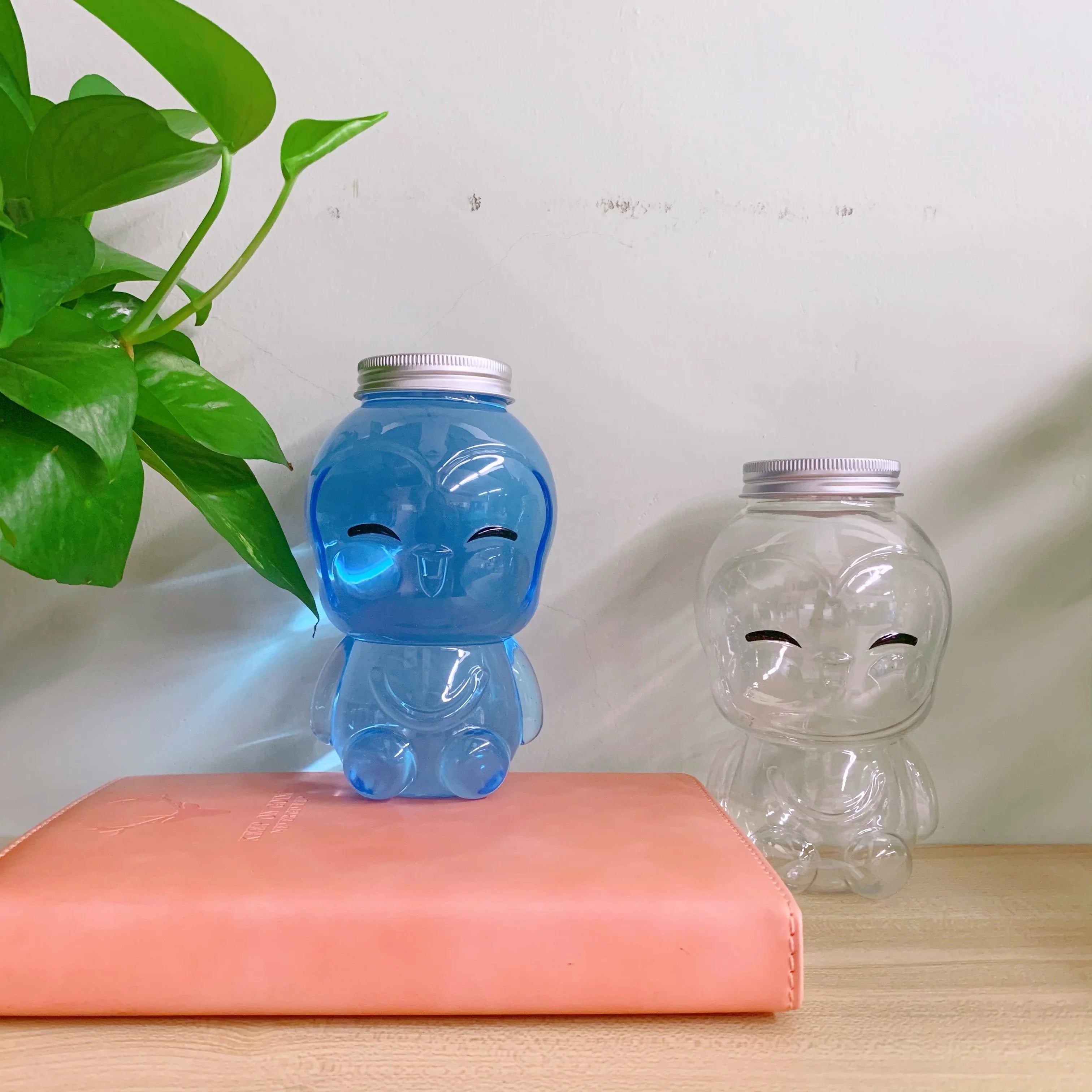 Wide mouth 500ml penguin shape PET juice bottle plastic containers for storage food