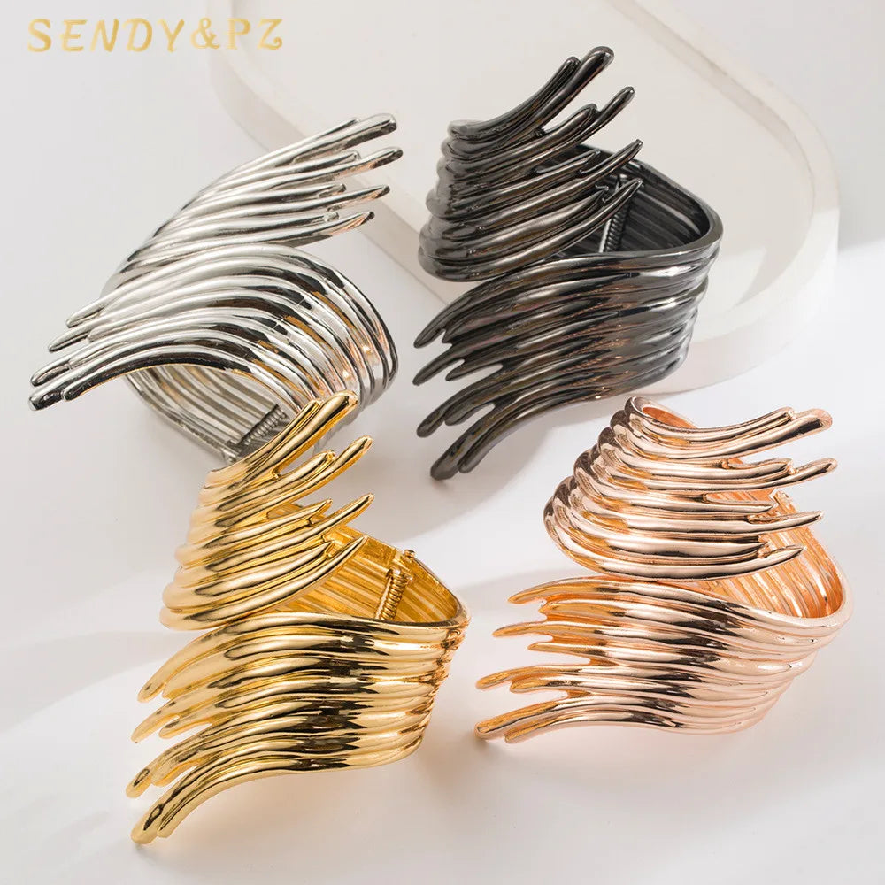New Fashion Heavy Metal Feather Texture Bracelet Women Party Banquet Personal Wrist Accessories Jewelry Bracelet