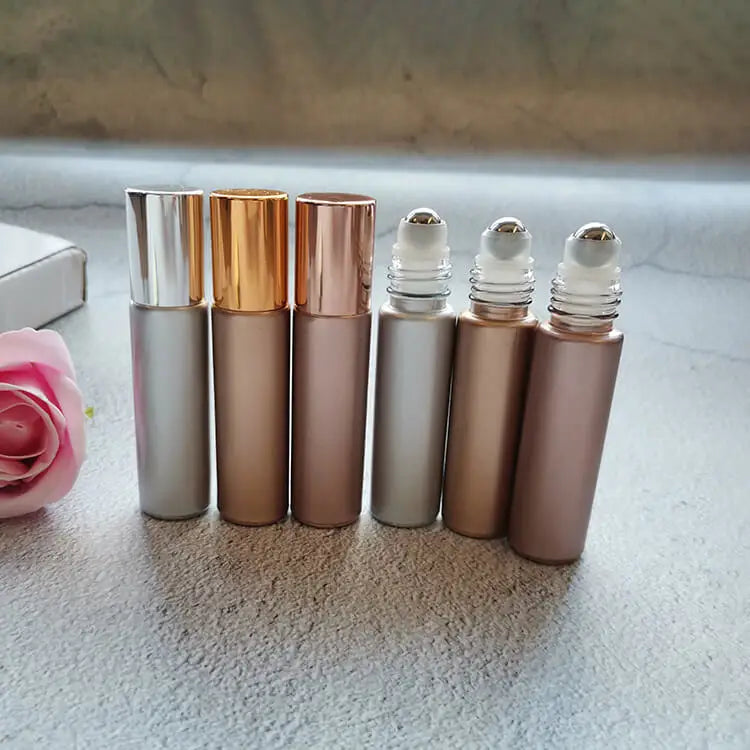 Luxury Frost Roller Bottle in Silver Gold Rose Gold Colors for Essential Oil and Eye Massage Glass Bottle with Premium Surface