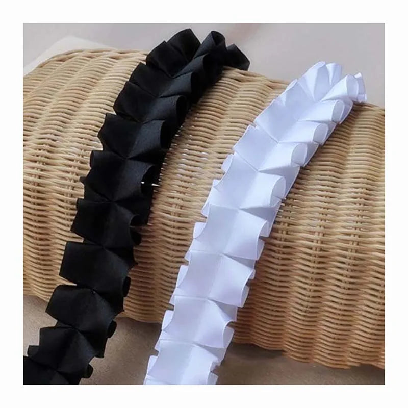 25mm Black White Elegant Polyester Lace Ribbon Knit Soft Quality Garment Dress Decorative Pleated Ruffled Hat Webbing Trimming