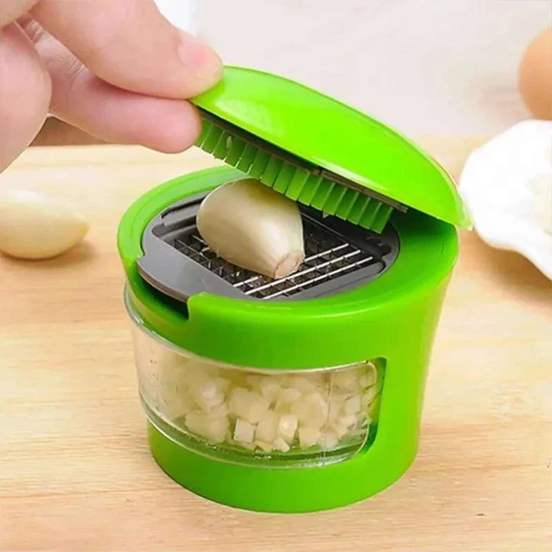 Stainless Steel Manual GarlicPress Household Garlic Masher Kitchens GarlicCutter Minced Machine Tool Kitchen Gadget Accessories