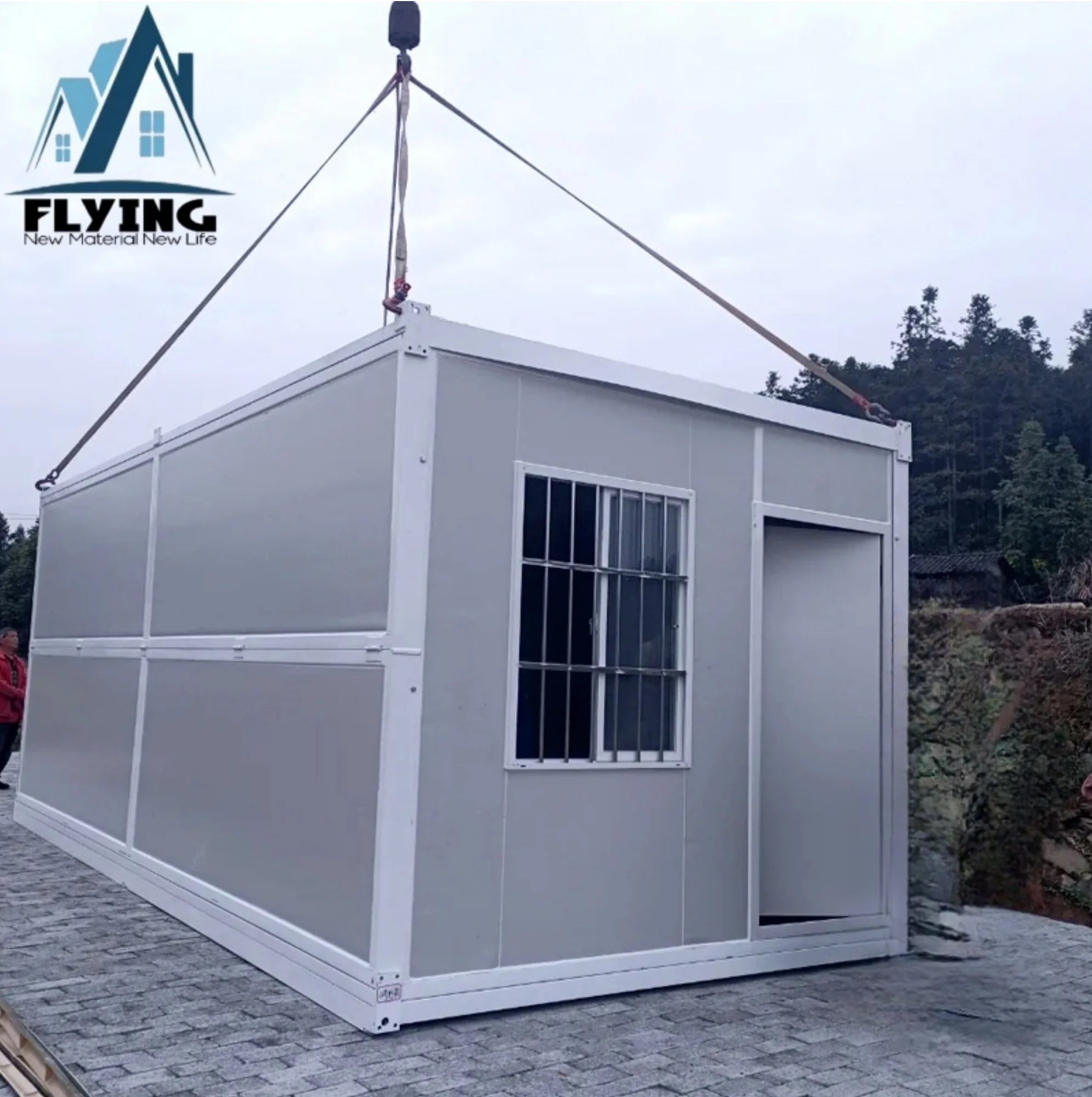 Portable Prefabricated Steel Container House 20ft 40ft for Office & Hotel Use Foldable 2-3 Bedroom Mini Living & Bathroom