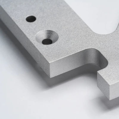 Reliable Quick-turn Supplier of Machined Plastic and Metal Components CNC Machining Facilities for Prototype and Production