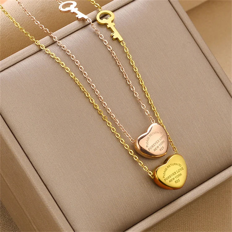 Wholesale New Waterproof Fashion Titanium Steel Peach Key Necklace Heart Forever Love Letter Necklace