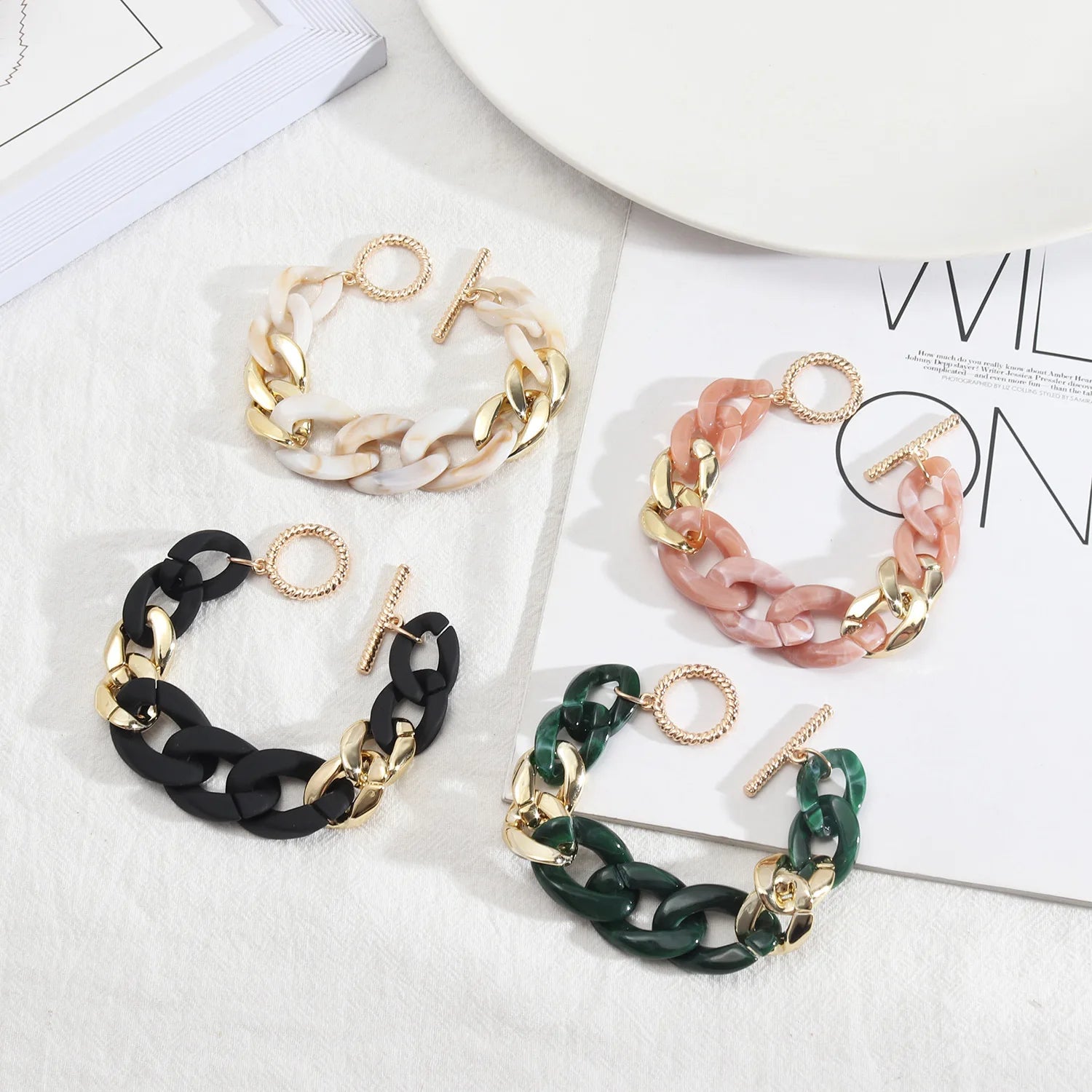 Vintage Metal Acrylic Splicing Thick Chain Bracelet for Women Candy Color Resin Statement Charm Bracelet Homme Wristband Jewelry