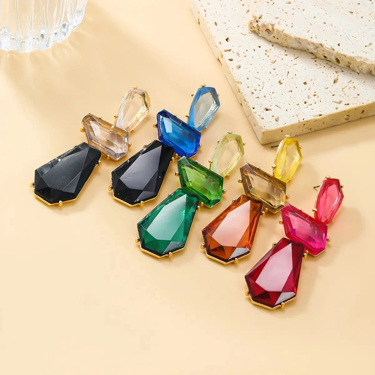 High-end Fashion Jewelry Winter New Plate Earrings Exaggerate European Multilayer Geometric Acetic Irregular Resin Clear Earrings