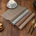 New Fashion Customized Logo Hot Christmas Resistant Placemats Woven Vinyl Non-slip Washable Place Mat Table Mats for Dinning