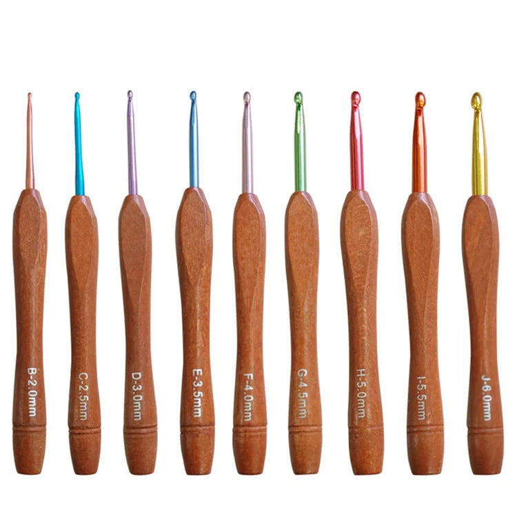 New 2.0mm - 6.0mm Knitting Tool Needlework Wooden Handle Aluminum Crochet Hooks for DIY