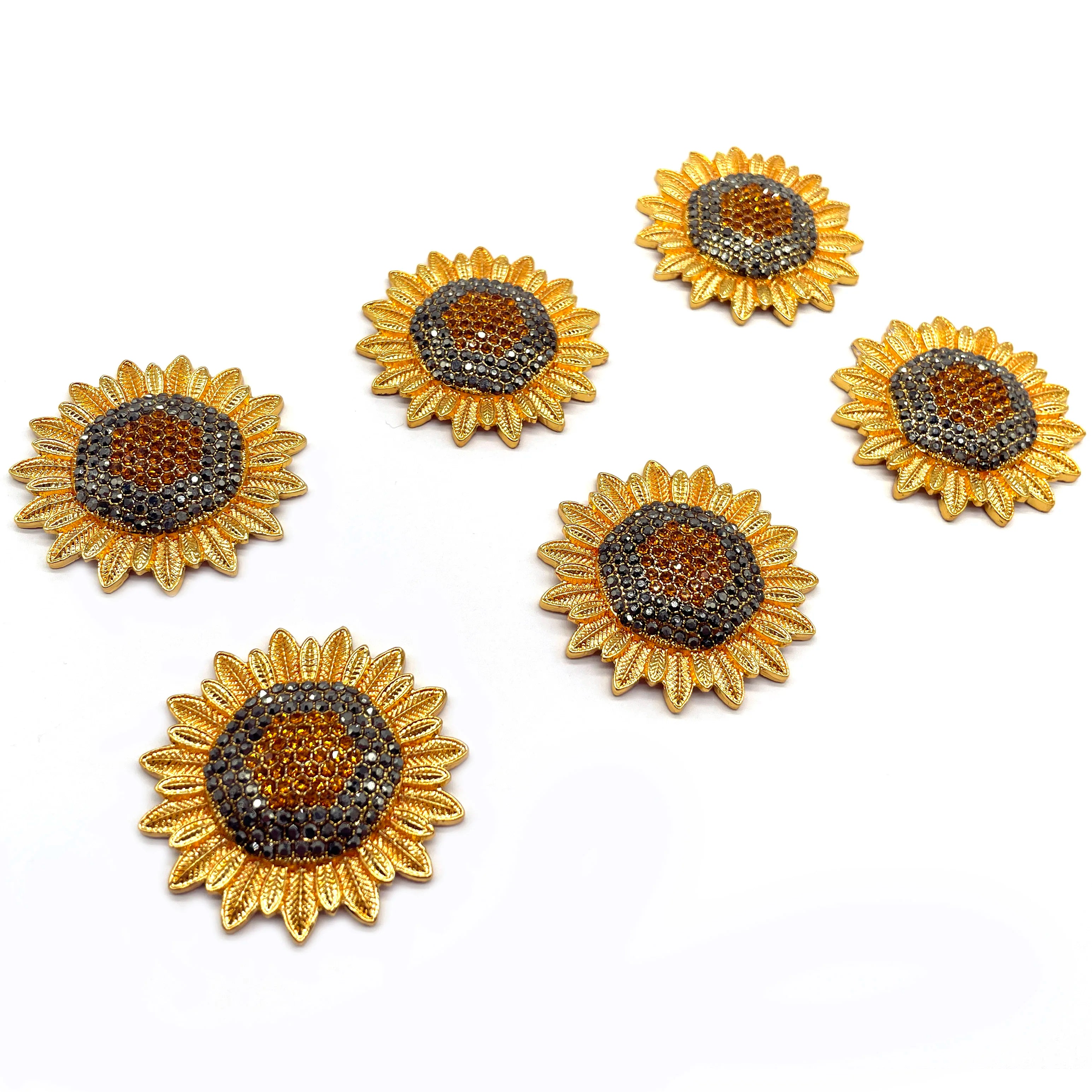 Elegant Retro Handmade Sunflower Brooch Pins for Women Color Crystal Rhinestones for Wedding Party or Gift