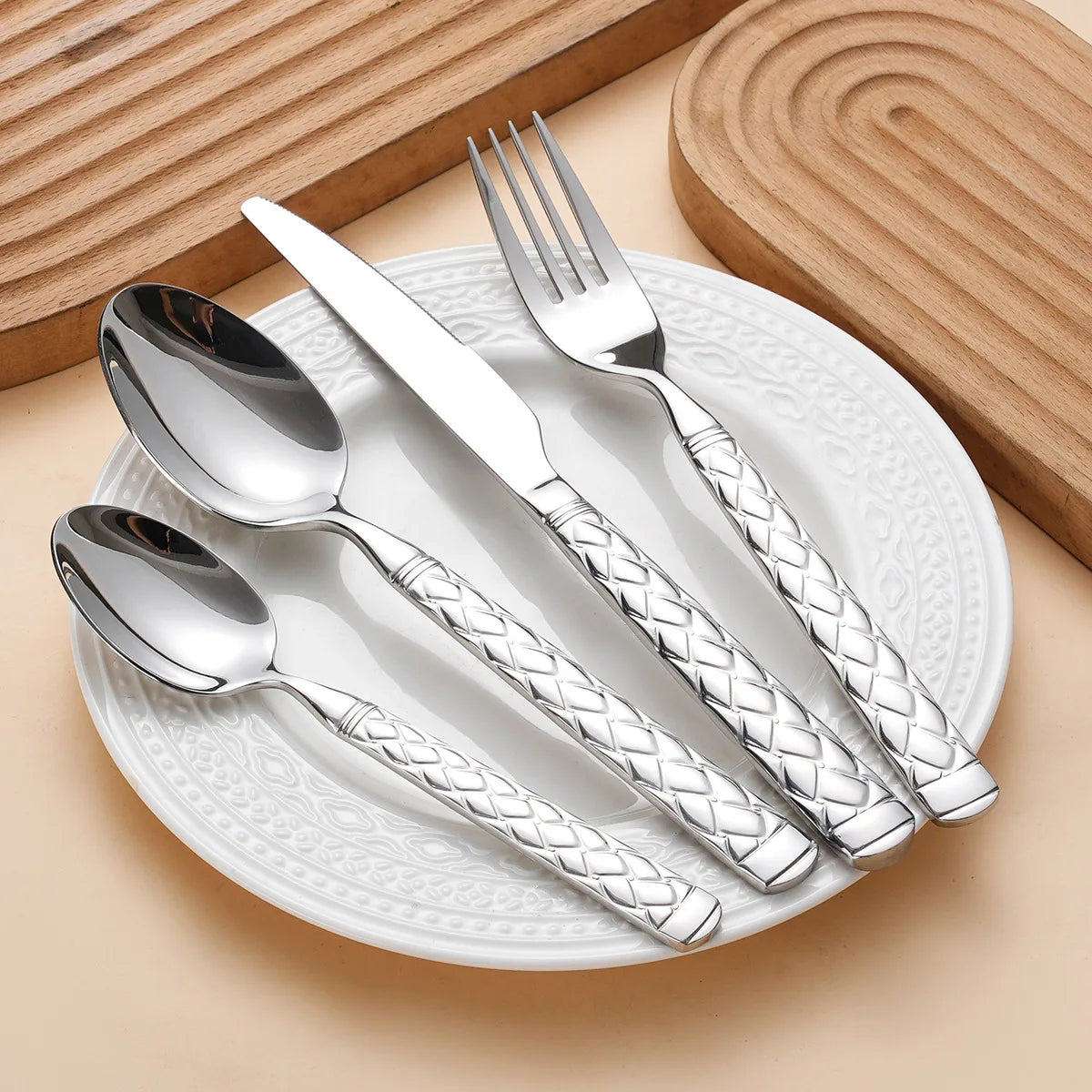 High Quality Argyle Shape Grid Handle 304 Stainless Steel Flatware Set Knife Fork Spoon Silverware Restaurant Cutlery Set