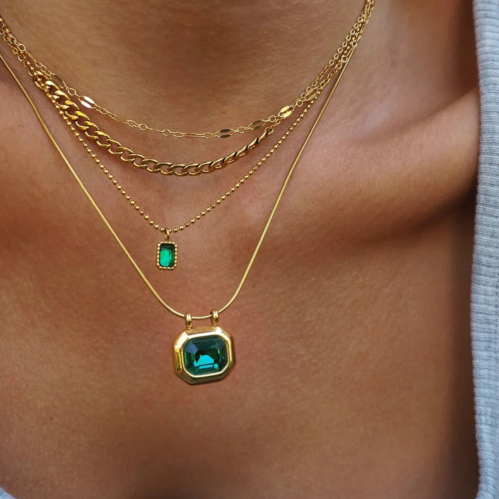 Lateefah OEM PVD Plating Square Stacked Sugar Cube Pendant Stainless Steel Necklace for Women