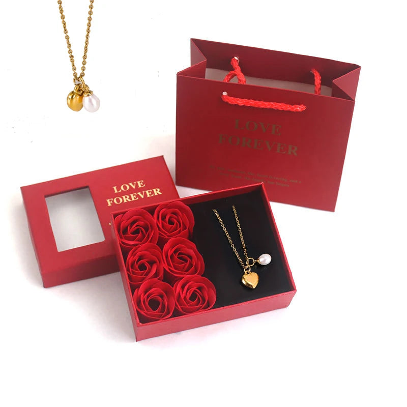 HOVANCI Couple Gift Valentine's Day Stainless Steel PVD Vintage Heart Necklace for Women