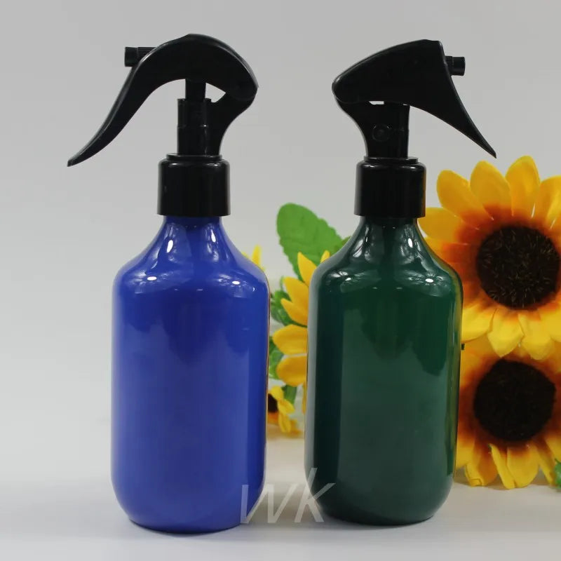 Empty Transparent 250ml Blue Green PET Plastic Spray Bottle with Sprayer