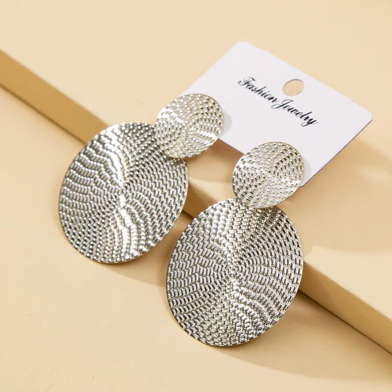 New Designs Vintage High-end Individual Pattern Ear Drop Goddess Exquisite Circular Iron Earrings for Gift