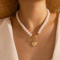 Luxury Geometric Heart Clavicle Chain Necklace Pearl Choker Stitching Necklace Heart Pendant Necklace for Women