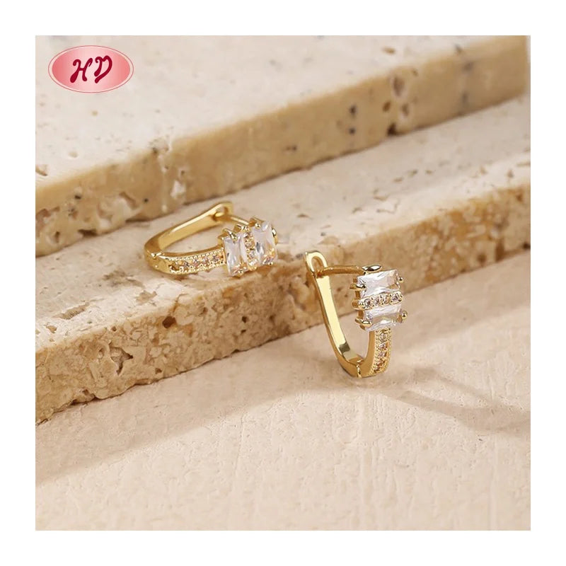 Oro Stylish Women'sHuggies Hoop Earrings With 18K Laminated Gold Plated Brass and Cubic Zirconia Wholesale Earrings Women