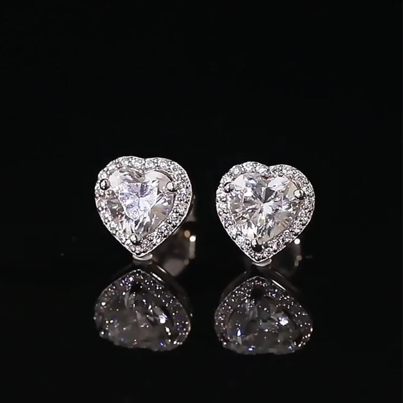 Wholesale Exquisite 1ct 2ct Heart S925 Sterling Silver Moissanite Stud Earrings VVS D Color Moissanite Women Wedding Earrings