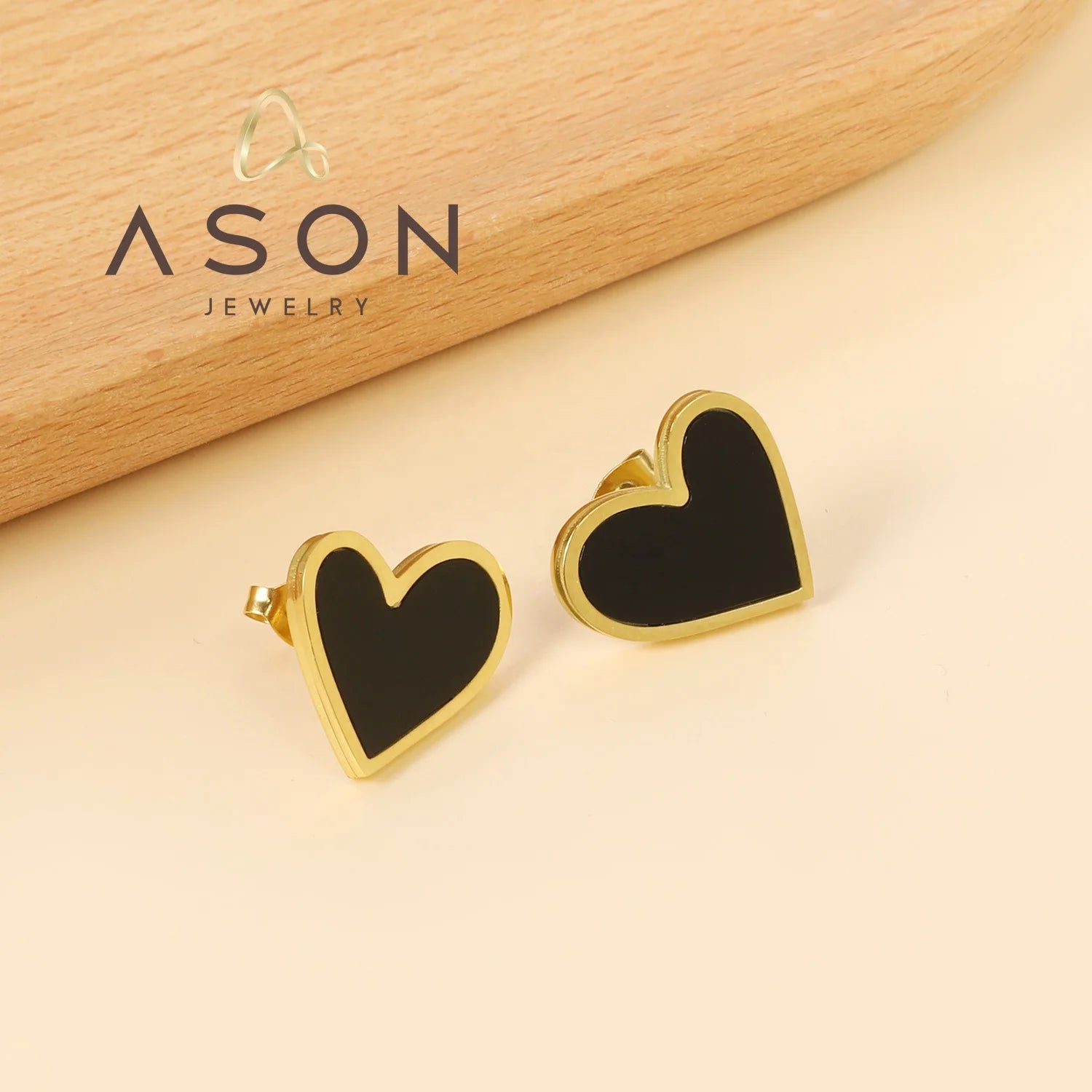 Ason Fashion Jewelry Earrings Unique Does Not Fade Trendy 18K Gold Plated Stainless Steel Black Shell Heart Shape Stud Earrings