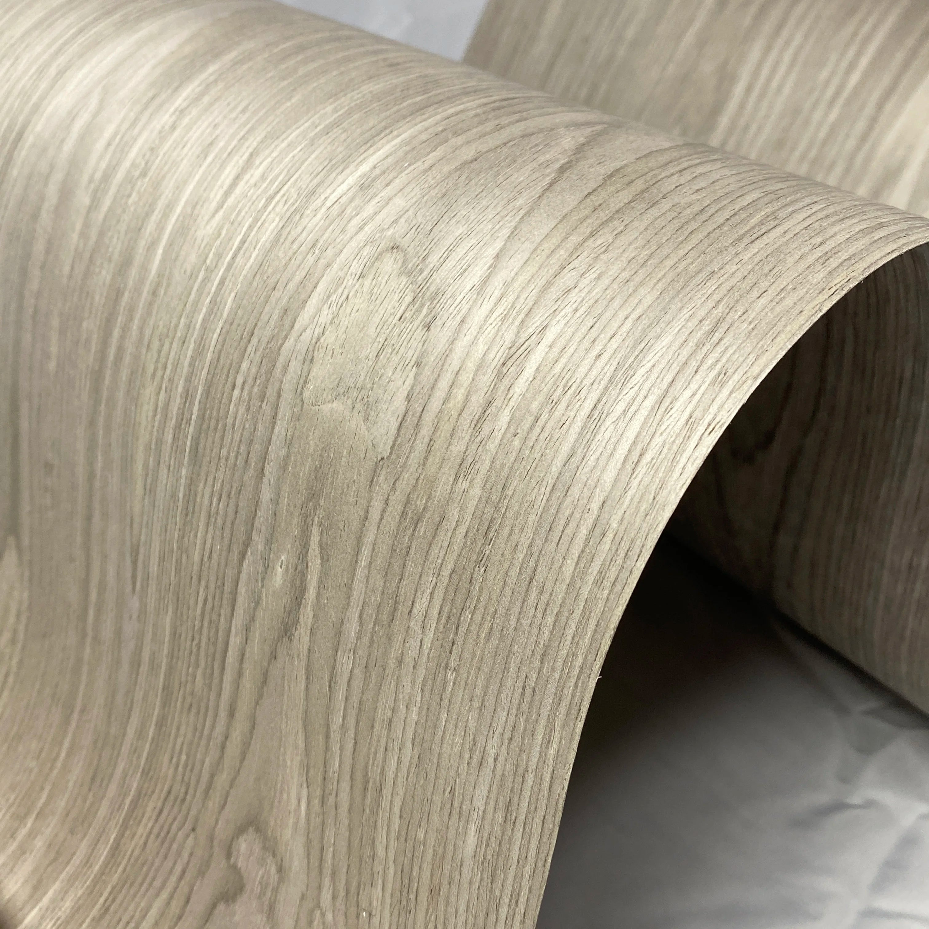 Wholesale Engineered Walnut Veneer Sheet Walnut Veneer Wood Engineered Walnut Veneers for Furniture