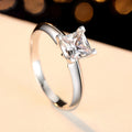 New Arrived White Gold Plated 925 Sterling Silver High Quality Princess Cut 1ct Moissanite Engagement Rings for Women