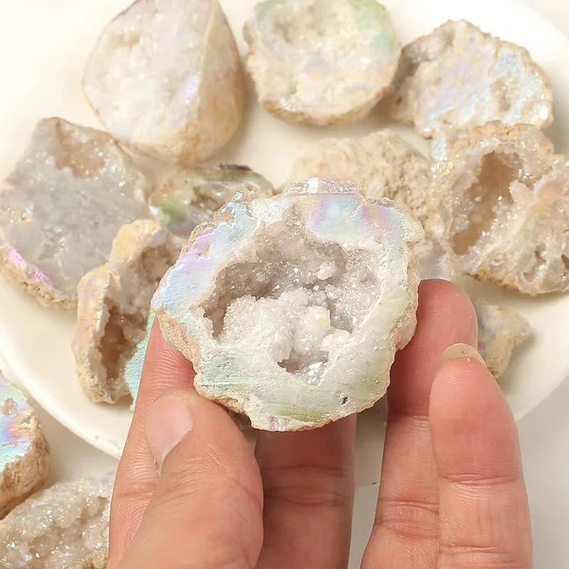 Factory  Price Wholesale Natural Crystal Healing Agate Crystal Cluster Aura Agate Geode for Home Decoration