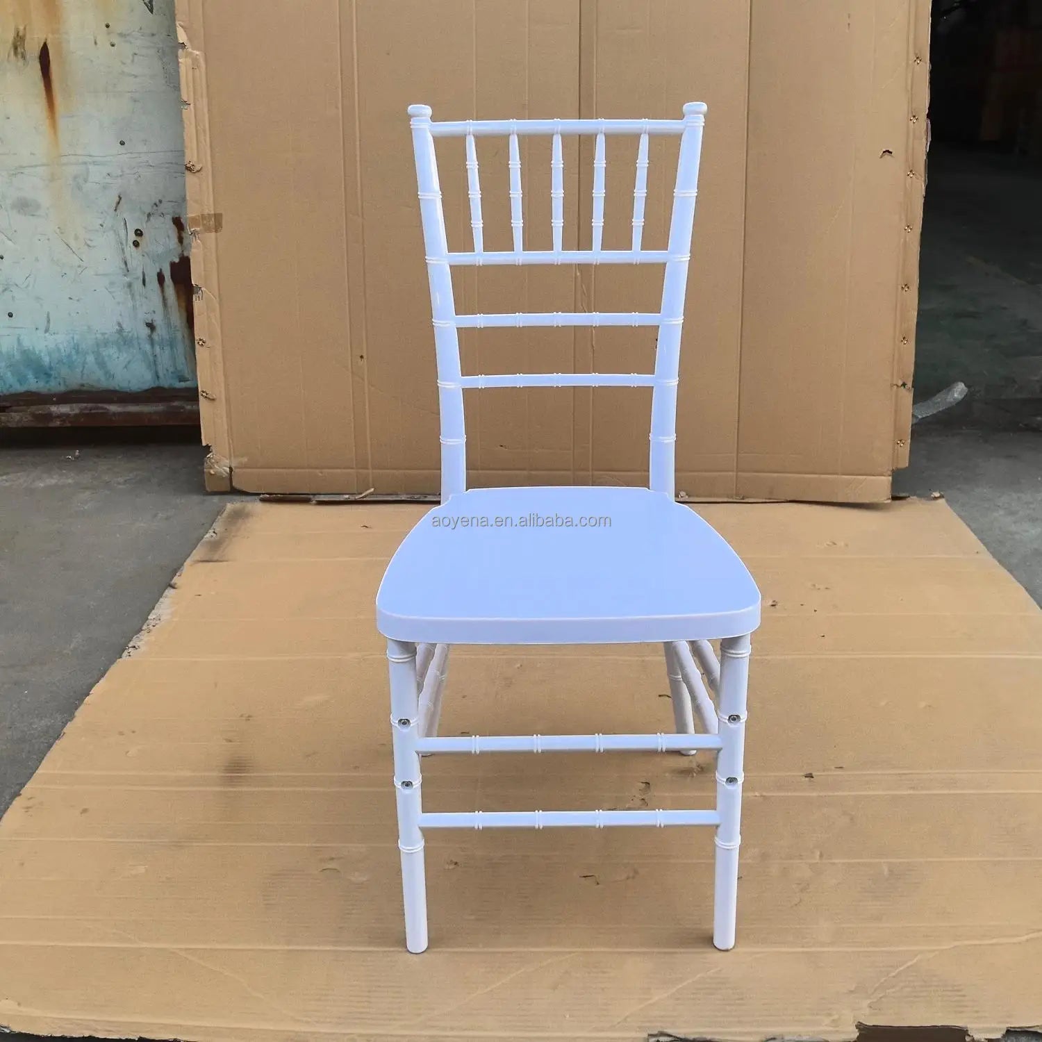 Wholesale Cheap Disassembled White Wedding Chair White Resin Crystal Chiavari Chair
