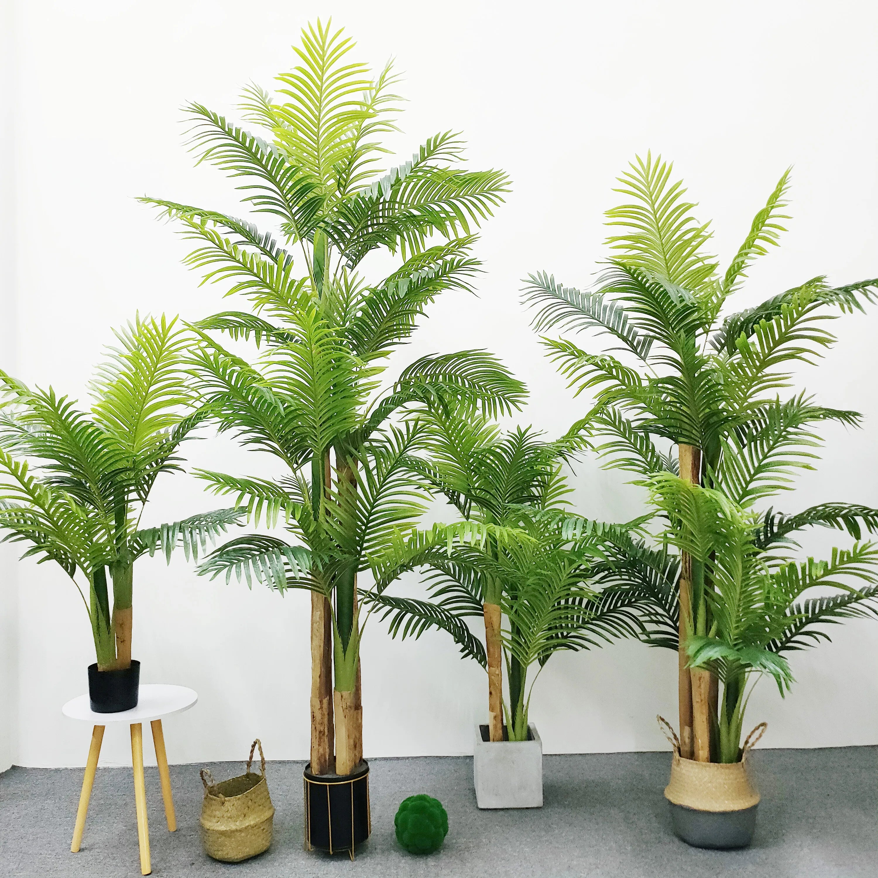 New Design Wholesale Faux Plant Artificial Palm Tree Potted for Home Office Mall Store Decoration