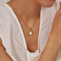 New Arrival 18K Gold Plated Natural White Stone Water Drop Fashion Stainless Steel Pendant Necklace for Women
