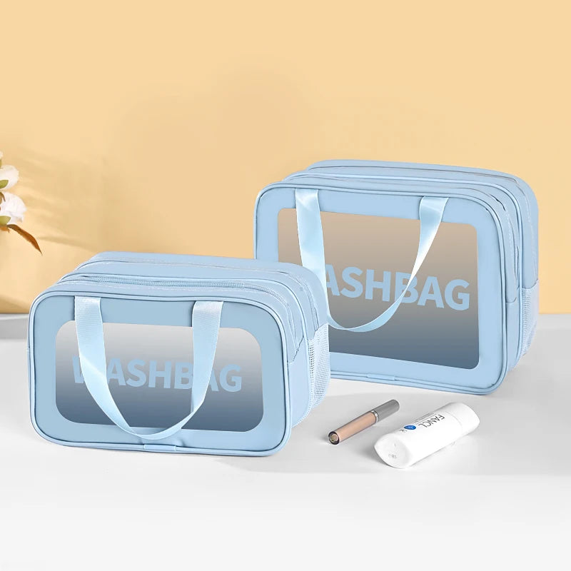 Large Capacity Travel Makeup Organizer Bag PU for Toiletry Storage Cosmetic Bag with Zipper Closure Fashionable Letter Pattern