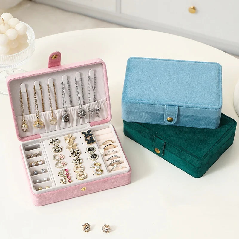 Modern Style Single Layer Velvet Flannel Travel Jewelry Box for Necklace Ring Earrings with Metal Snap Button