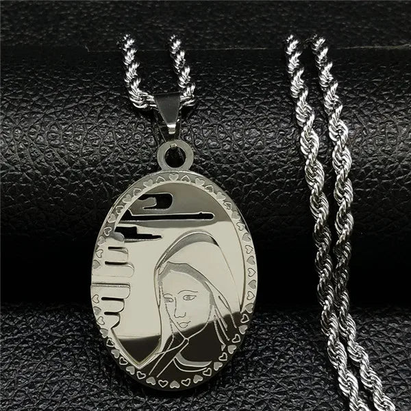 The Relief Virgin Mary Pendant Necklace Stainless Steel Virgin Girls Chain Necklace Chain Our Lady of Guadalupe Icon Medal