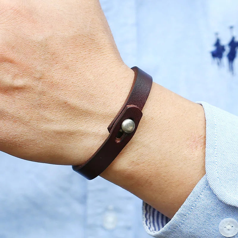 Wholesale Simple Honey Bee Charm Leather Snap Button Bracelet