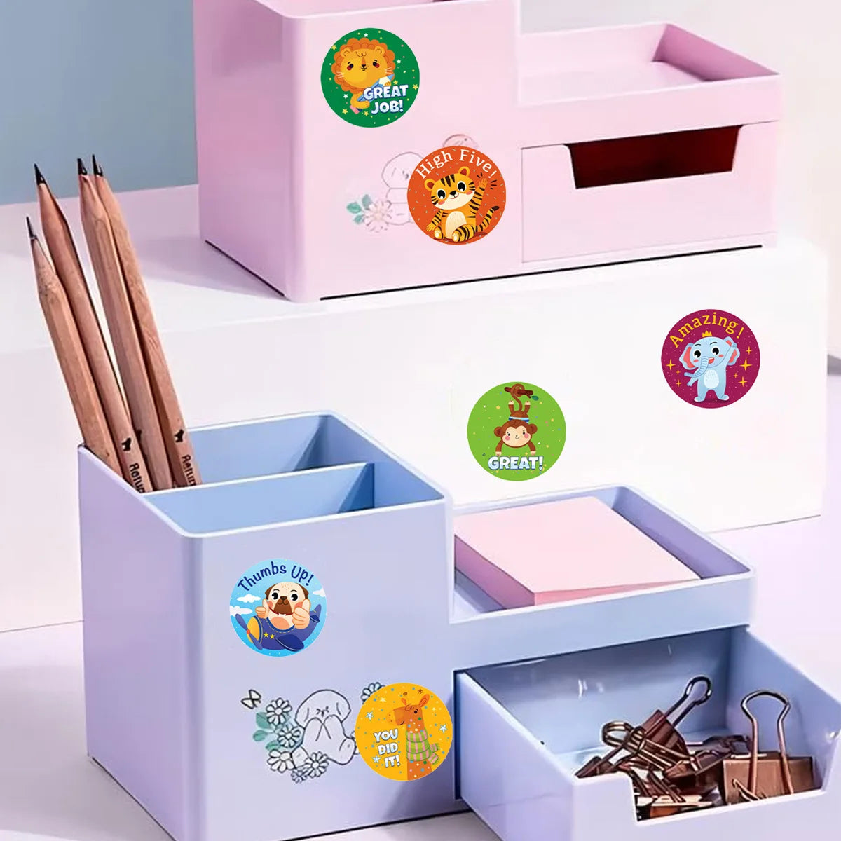 500 Self-Adhesive Encourage English Stickers/Roll UV Printed Cartoon Animals Wholesale Reward Labels