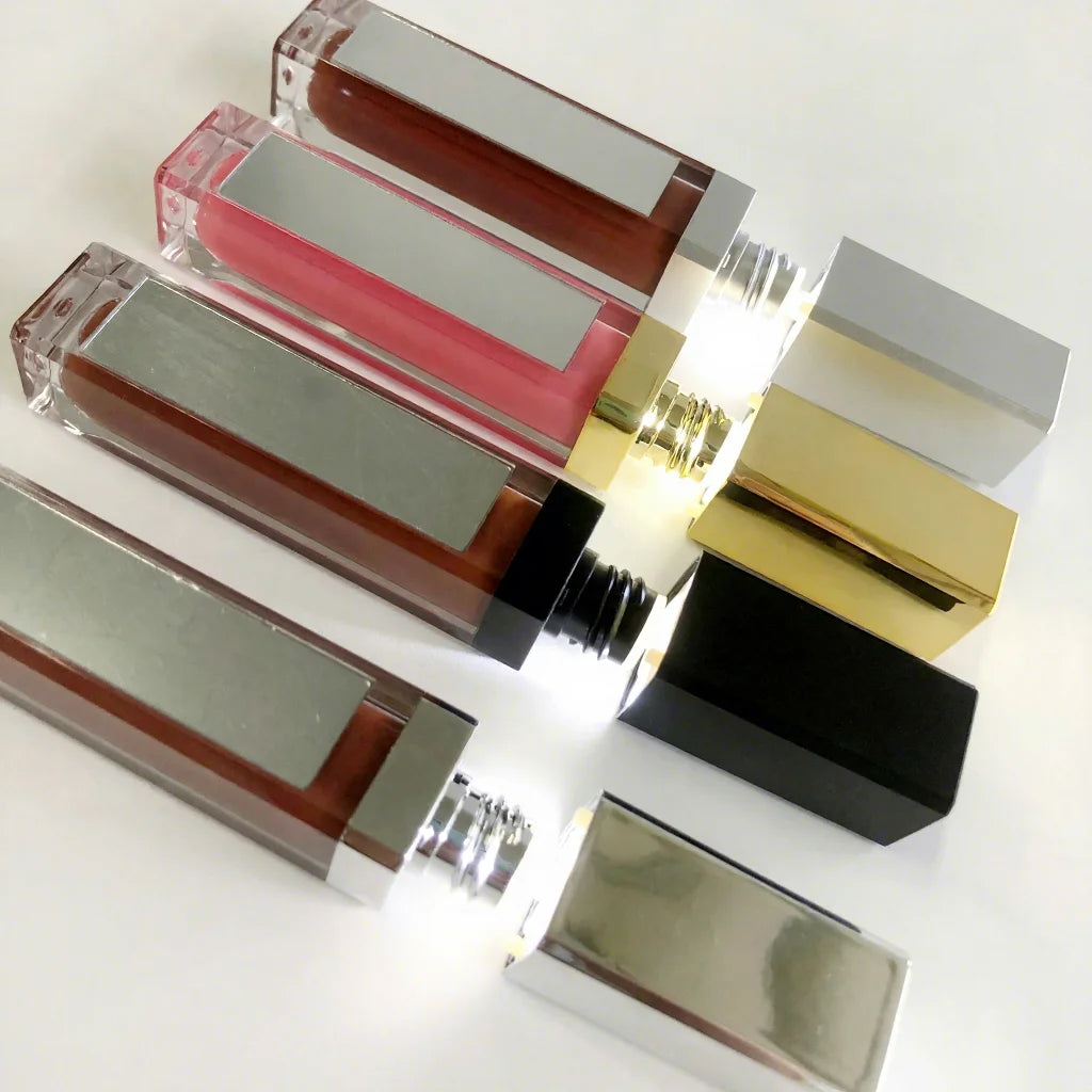 Low MOQ Waterproof Moist Soft LED Light Silver Tube Private Label Matte Liquid Lipstick with Mirror