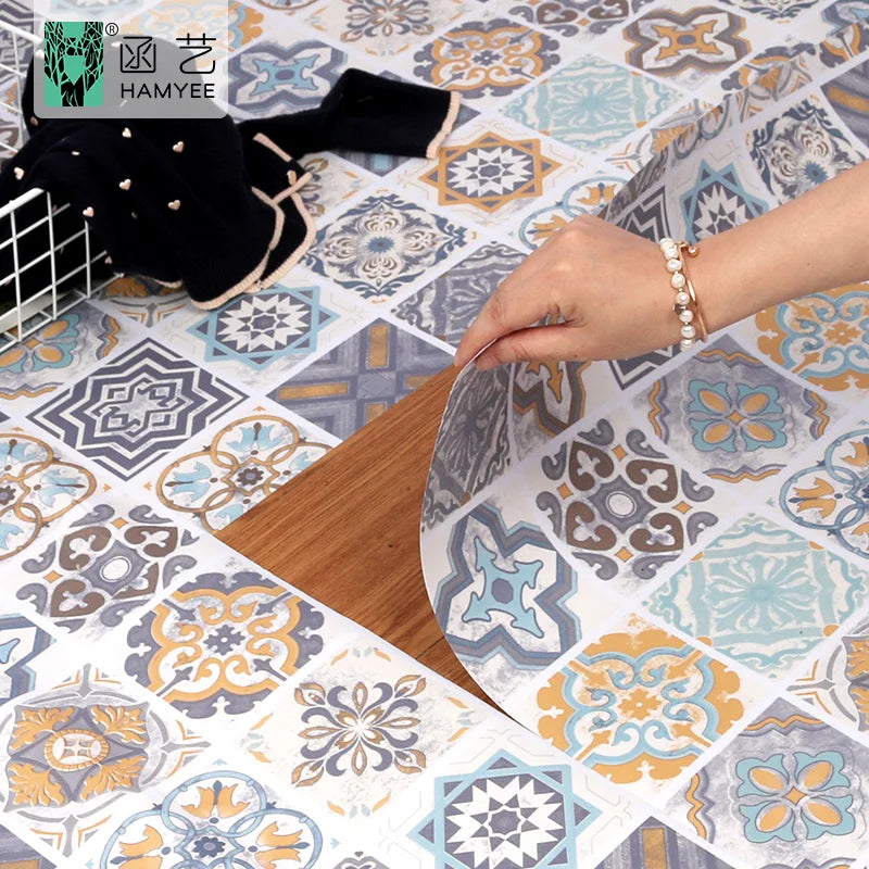 Black and White Kids Vinyl Flooring Peel and Stick Bathroom Floor Tile