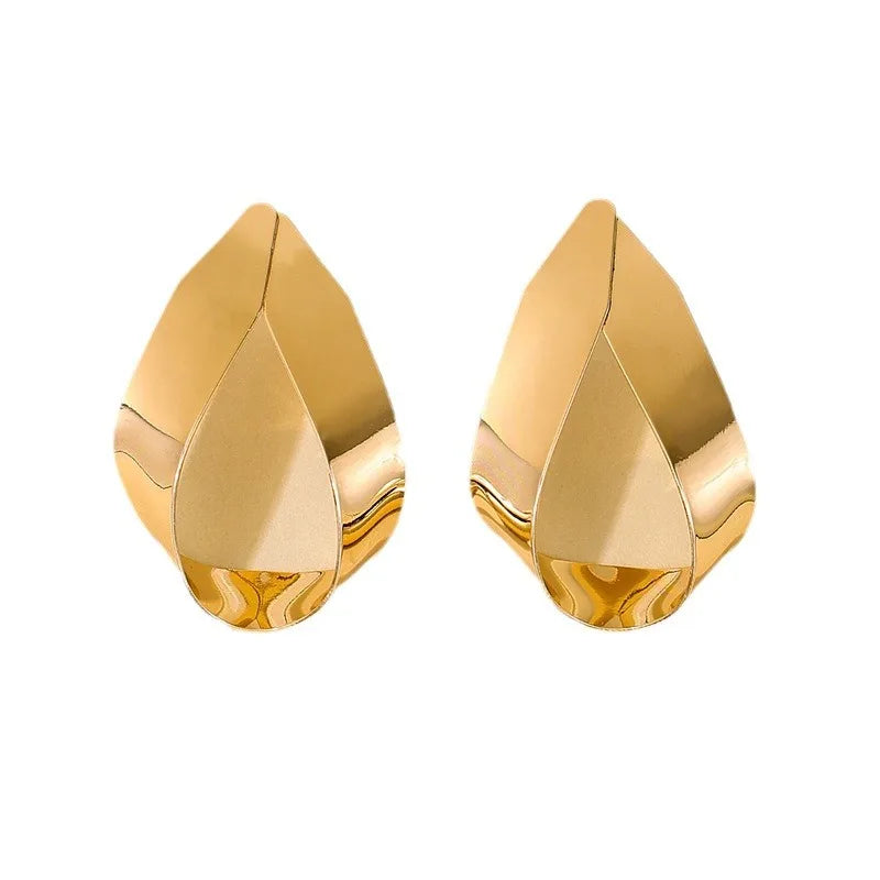 Wholesale Vintage Ins Metal Knot Stud Earrings for Women Gold Earring Geometric Fashion Jewelry