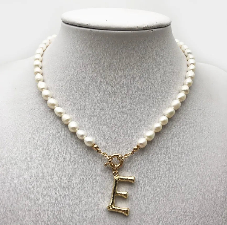 Gold  Name English Alphabet Initial Letter Pendants Necklaces Simulated Pearl Chain Necklace for Women Jewelry