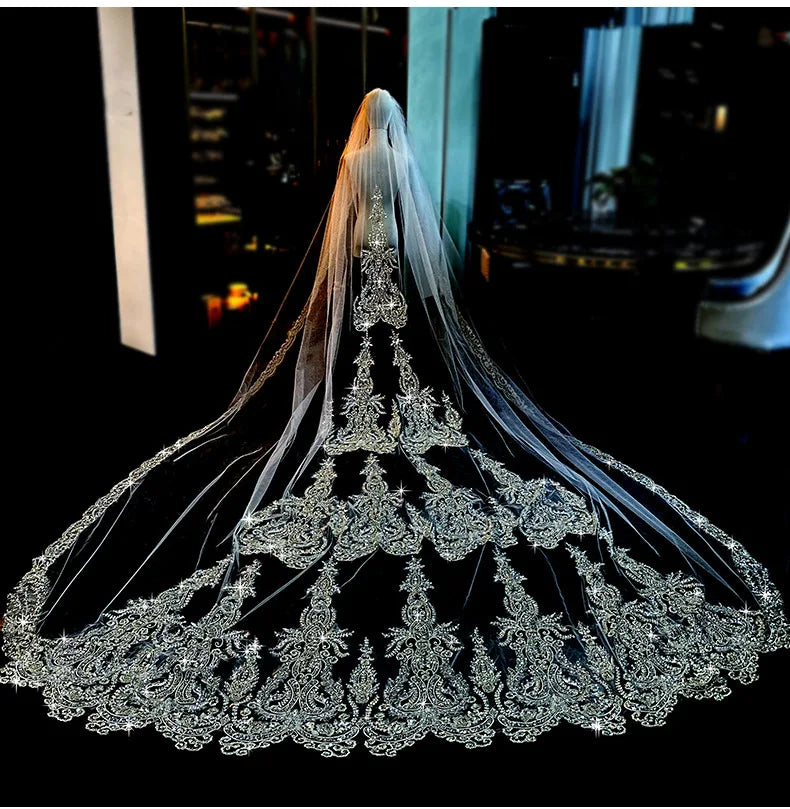 LUOXIN Luxury Long Crystal Sequin Beaded Wedding Veils Long Lace Bridal Veil