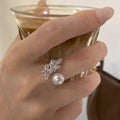 Elegant Design Crystal Star Open Adjustable Rings Pearl Shiny Rhinestone Leaf Statement Ring Jewelry Gifts for Women