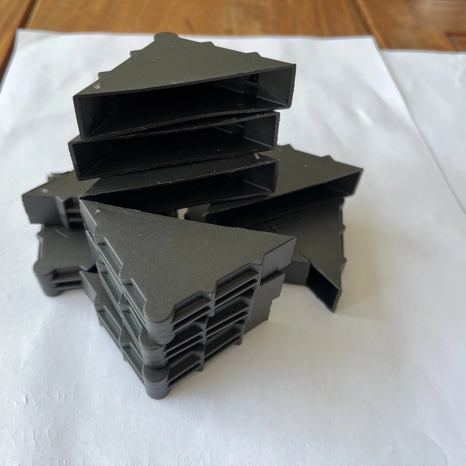 60*60*40MM Plastic Corner Spacers to Ptotect Edges Furniture Separators Protectors for Photo Frame