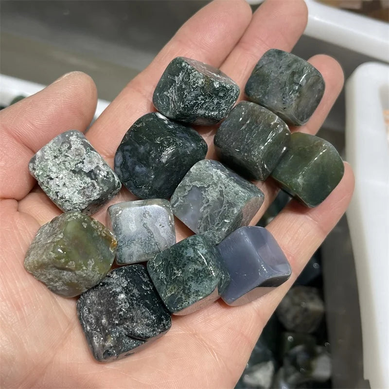 Wholesale Crystal Tumbled Polished Stone Moss Agate Cube For Decoration