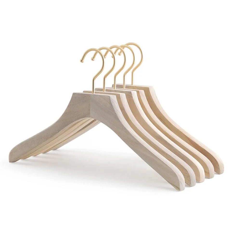 Luxury Cedar Hangers Household Wooden Rack with Gold Hook