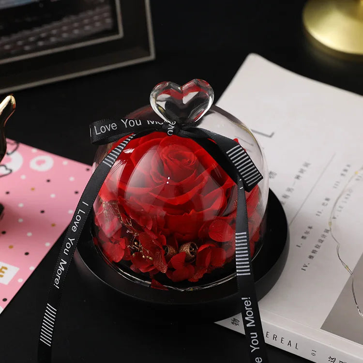 A High-end Gift Box of Rose Petals That Never Wither Symbolizing the Eternity of Love Selling Well